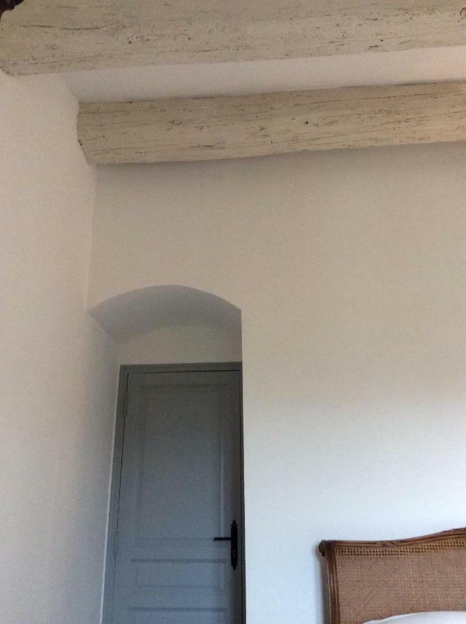 Le Mas Amore Bed and Breakfast Gassin Zewnętrze zdjęcie